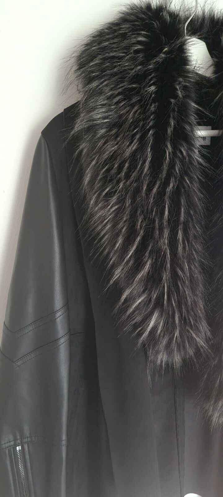 Gorgeous Joseph Ribkoff Women's Black Coat With Detachable Fur Collar Size Large