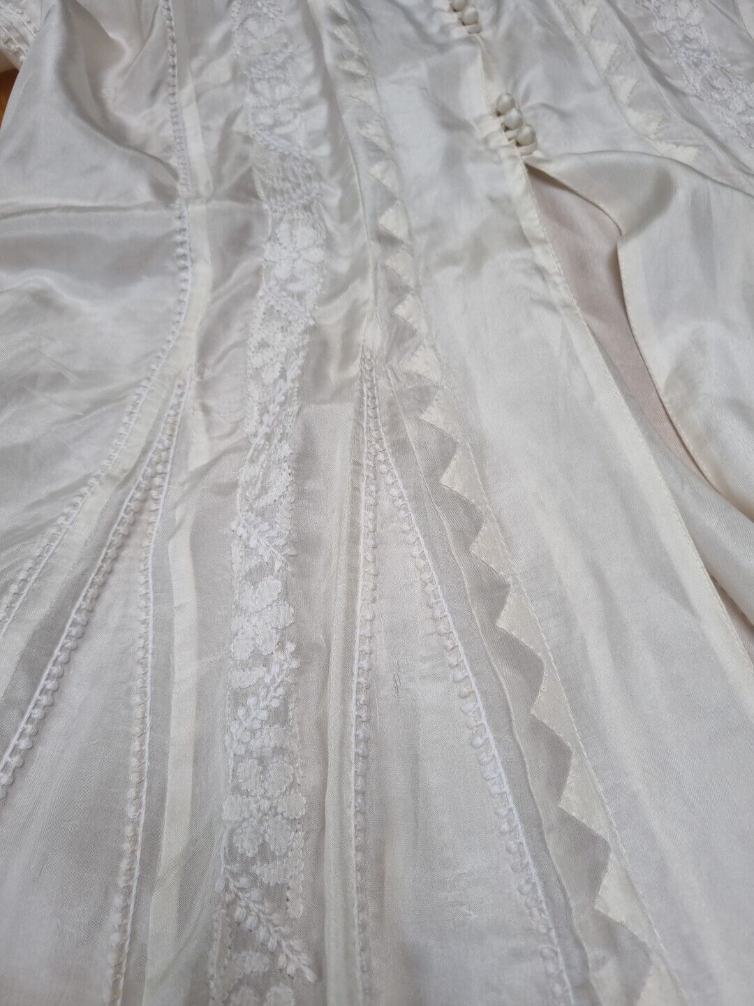 Juliette Dunn 100% Silk Women's White Embroidered And Buttoned Kaftan Size 3