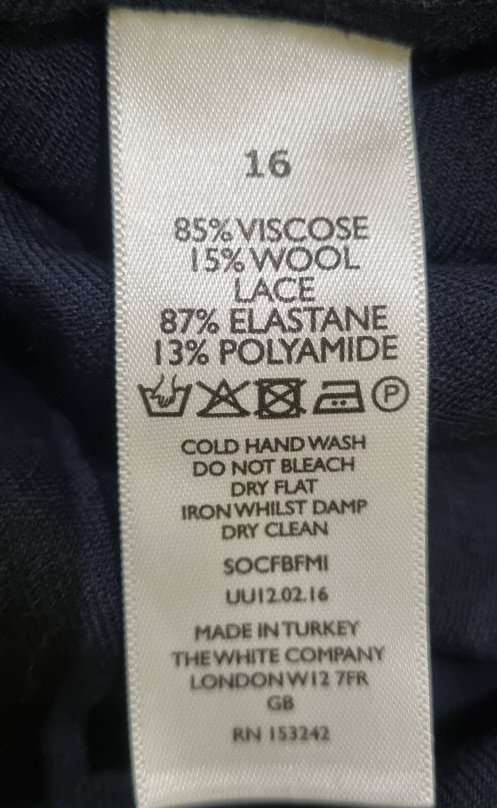 8572960