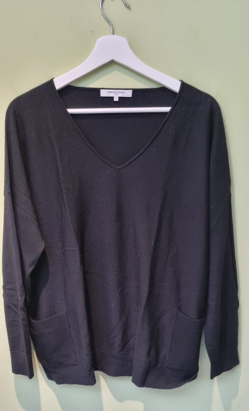 Gerard Darel Women's Black 100% Wool V Neck Pullover. Jumper Size 3