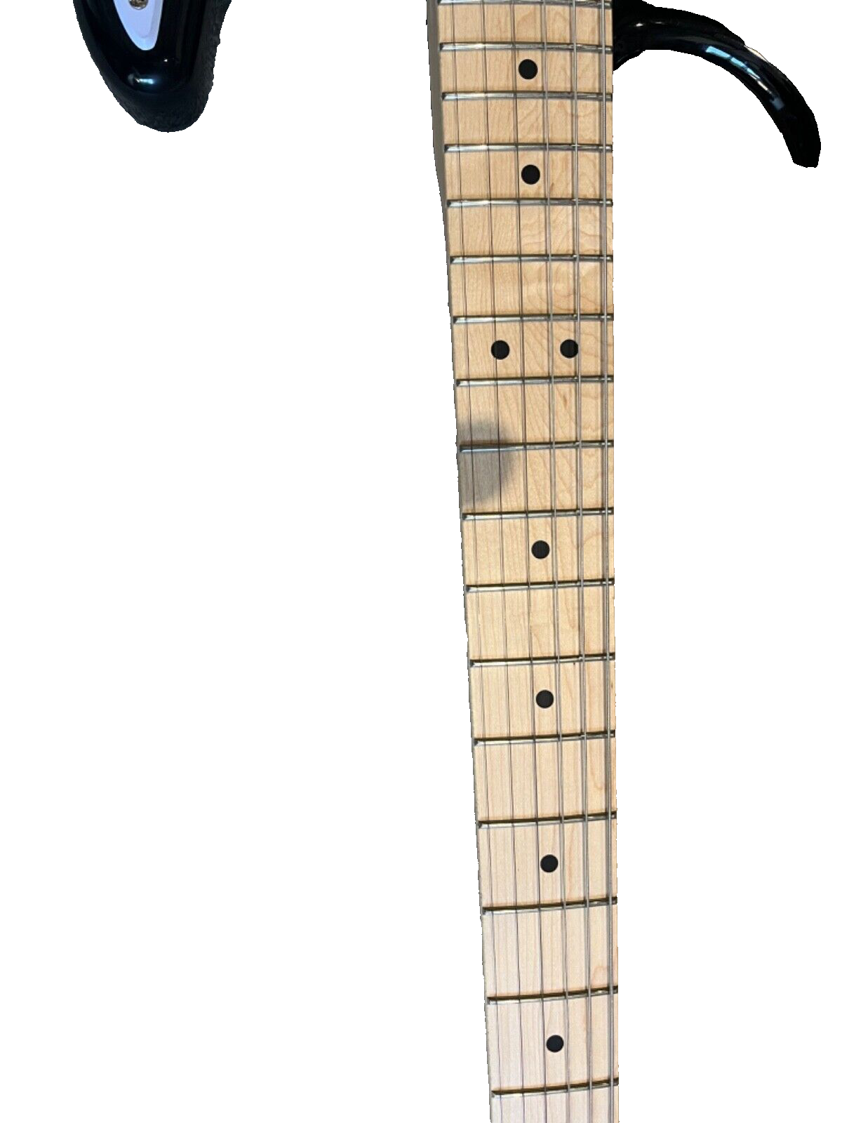 5606329
