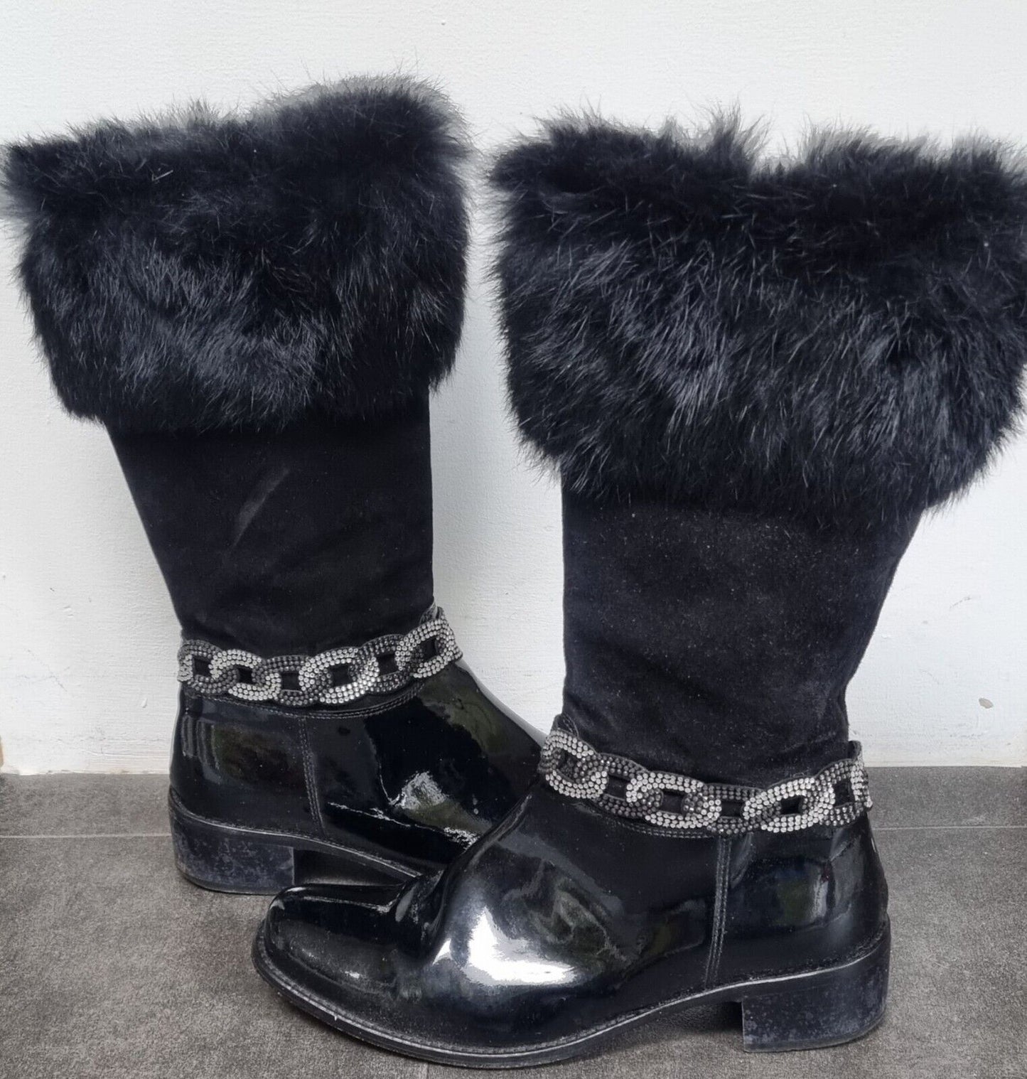 Vero Cuoio Girls Black Suede And Patent Leather With Fur Trim Boots Size 36