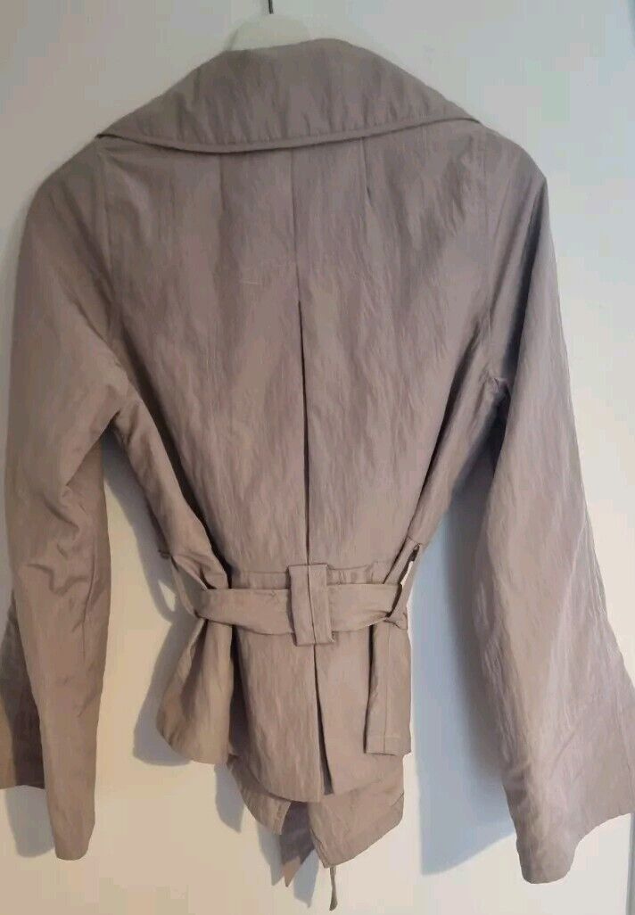 Designer Chloe Women's Natural Coloured Collared Jacket Size 36