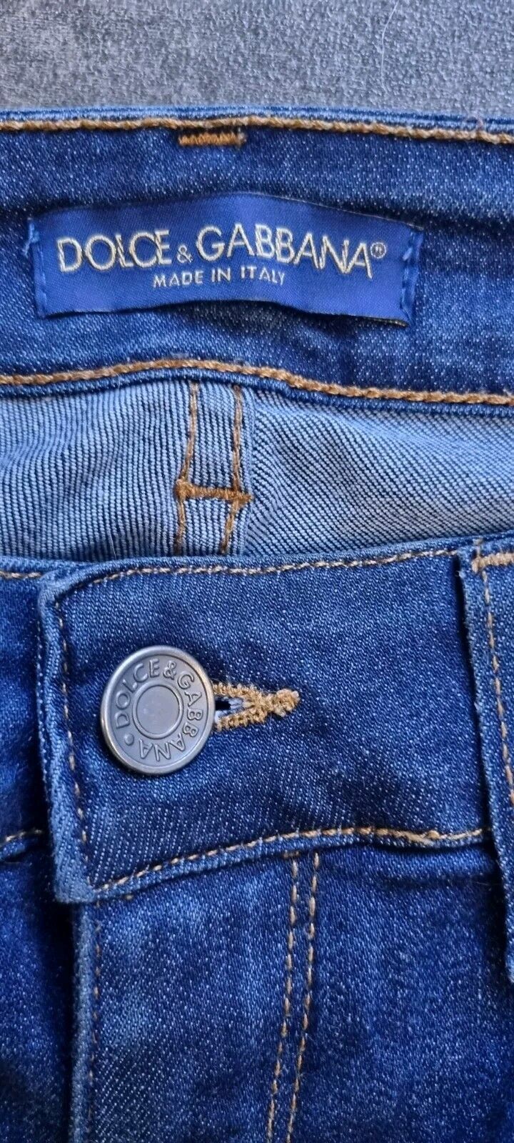 Dolce & Gabbana Women's Blue Ripped Jeans, With Calf & Silver Metal Logo Size 42