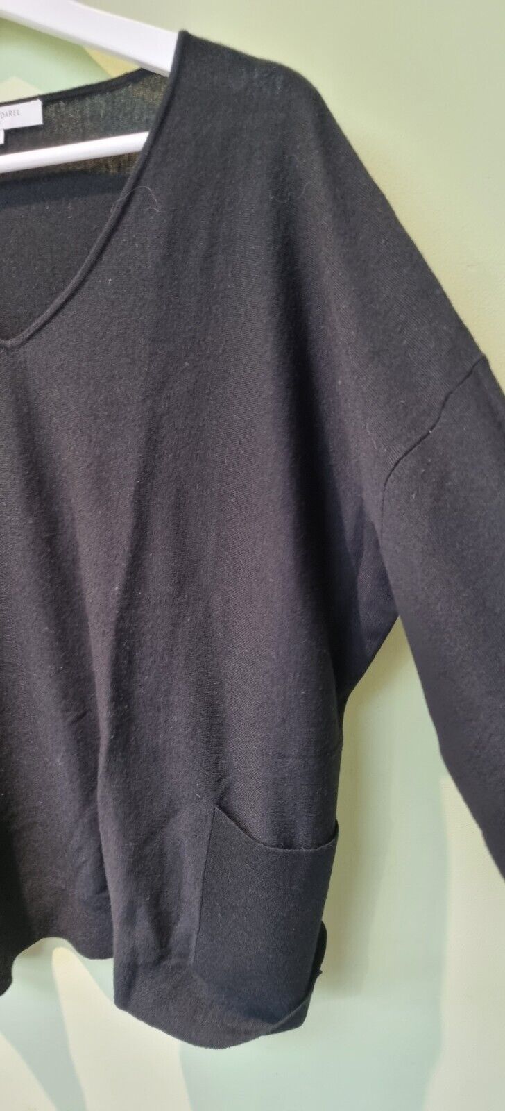 Gerard Darel Women's Black 100% Wool V Neck Pullover. Jumper Size 3