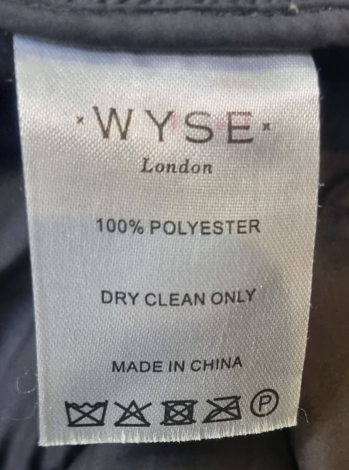 Wyse Women's Black Padded Jacket Size 0