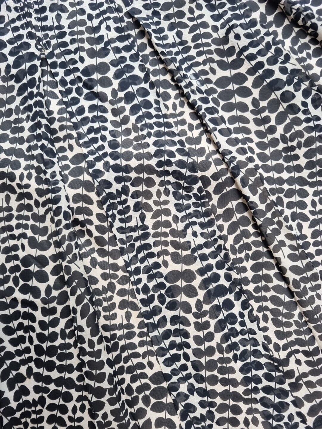 Scapa Women's 100% Silk Brown Leaf Design Lined Skirt Size 36