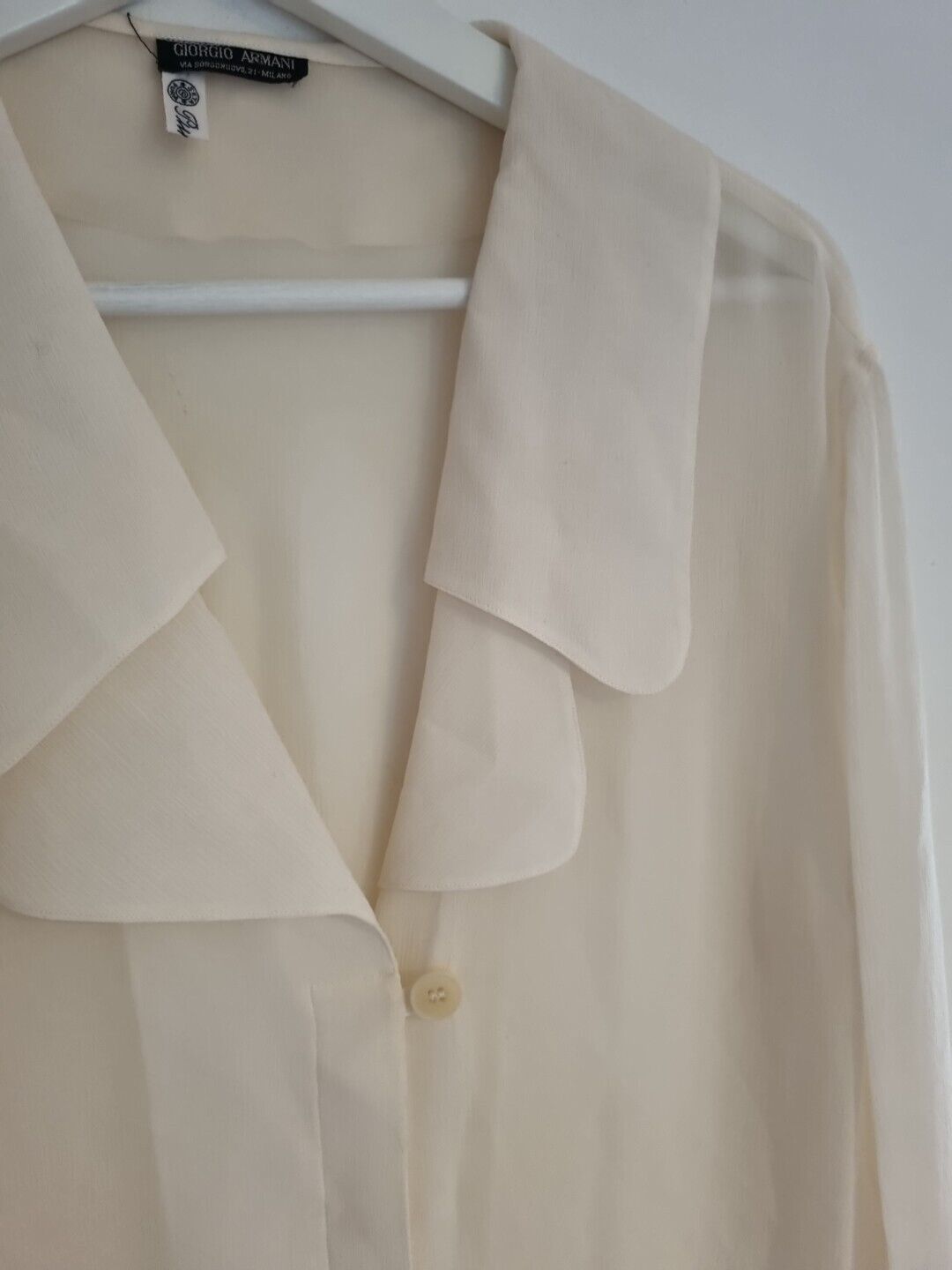 Georgio Armani Milan Women's Cream 100% Pure Silk Blouse Size Approx 14/16