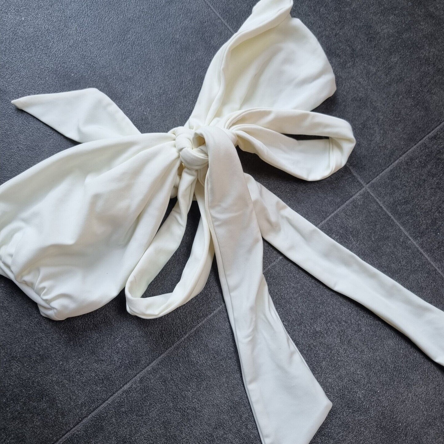 Away That Day Women's Ivory Bikini 2 Piece Set Size Small