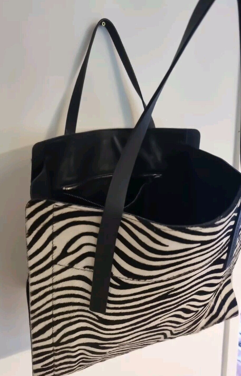 Joseph Women's Zebra Animal Print Women's Shoulder Tote Bag