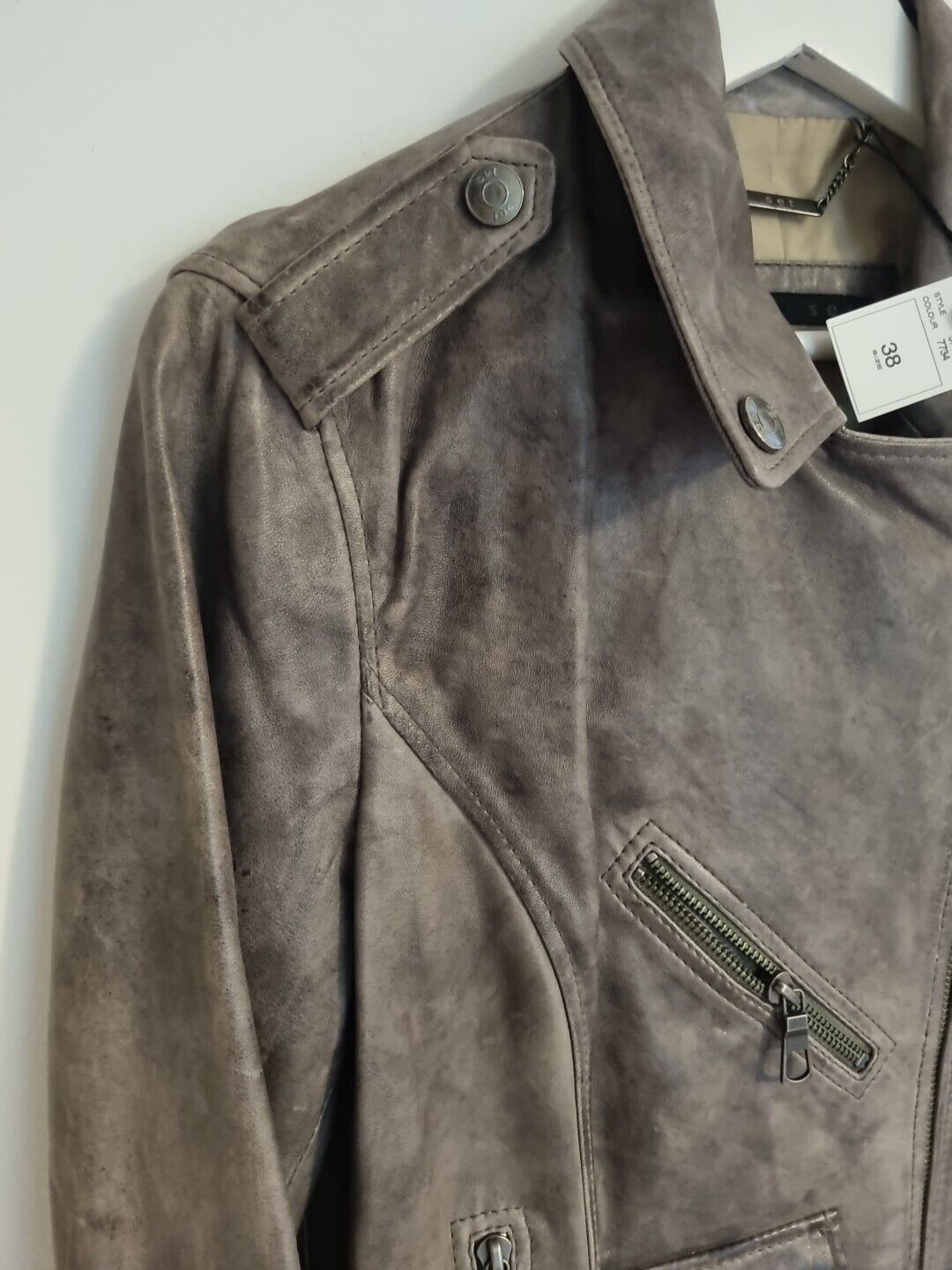 Set Women's Grey Distressed Leather Jacket Size 38 New Unworn