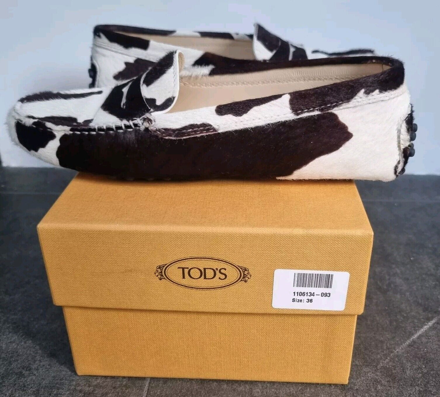 BNWT Tod's Cowhide Design Calfs Hide Gommini Doppia Womens Brown Loafers Size 36