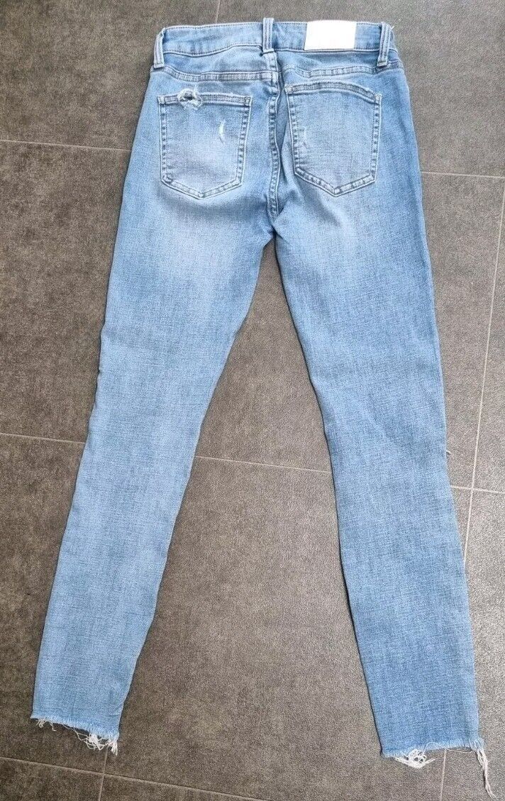 Pistola Women's Blue Distressed Cropped Jeans Size 24
