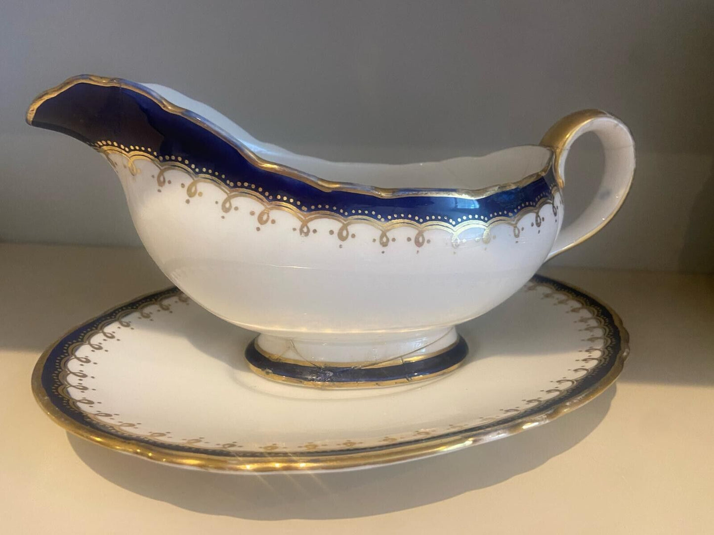 Aynsley China Dinner Set