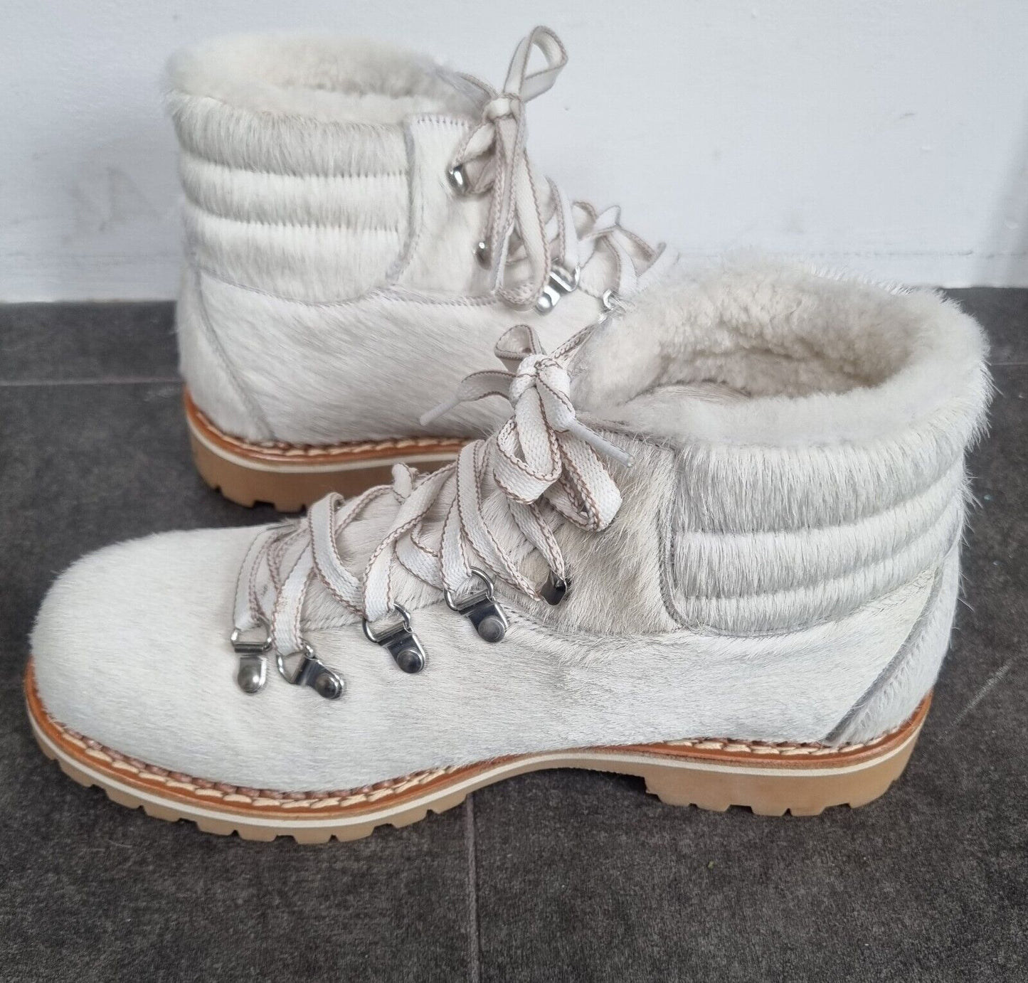 Montelliana Women's White Fur Boots Size 39