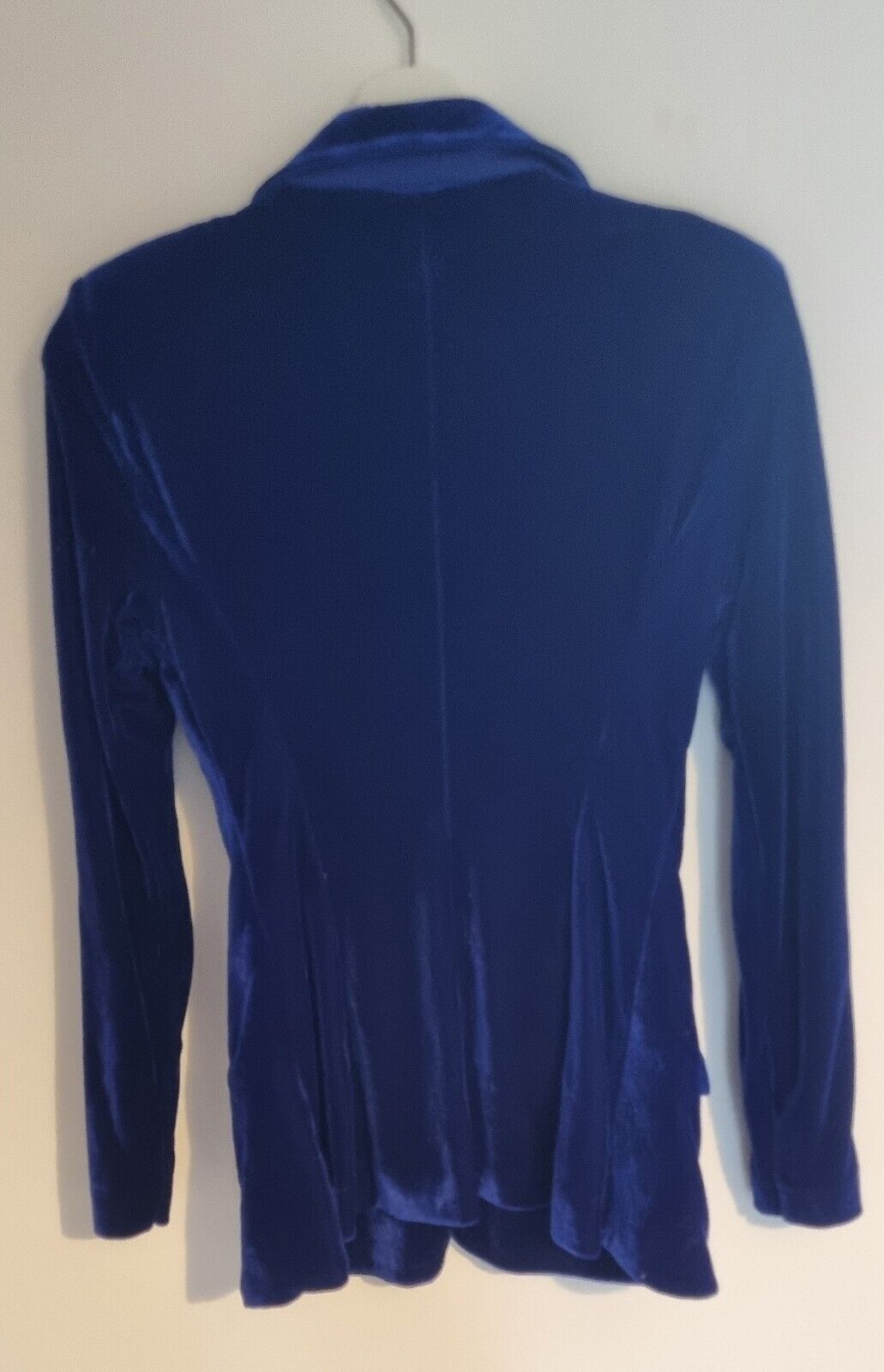 Emporio Armani Women's Royal Blue Velvet Blazer Jacket Size 4. Made In Italy