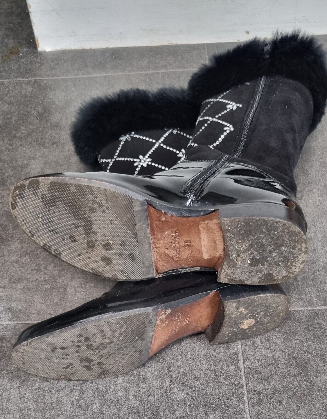 Vero Cuoio Girls Black Patent Leather Boots With Diamanté Criss Cross Pattern 36