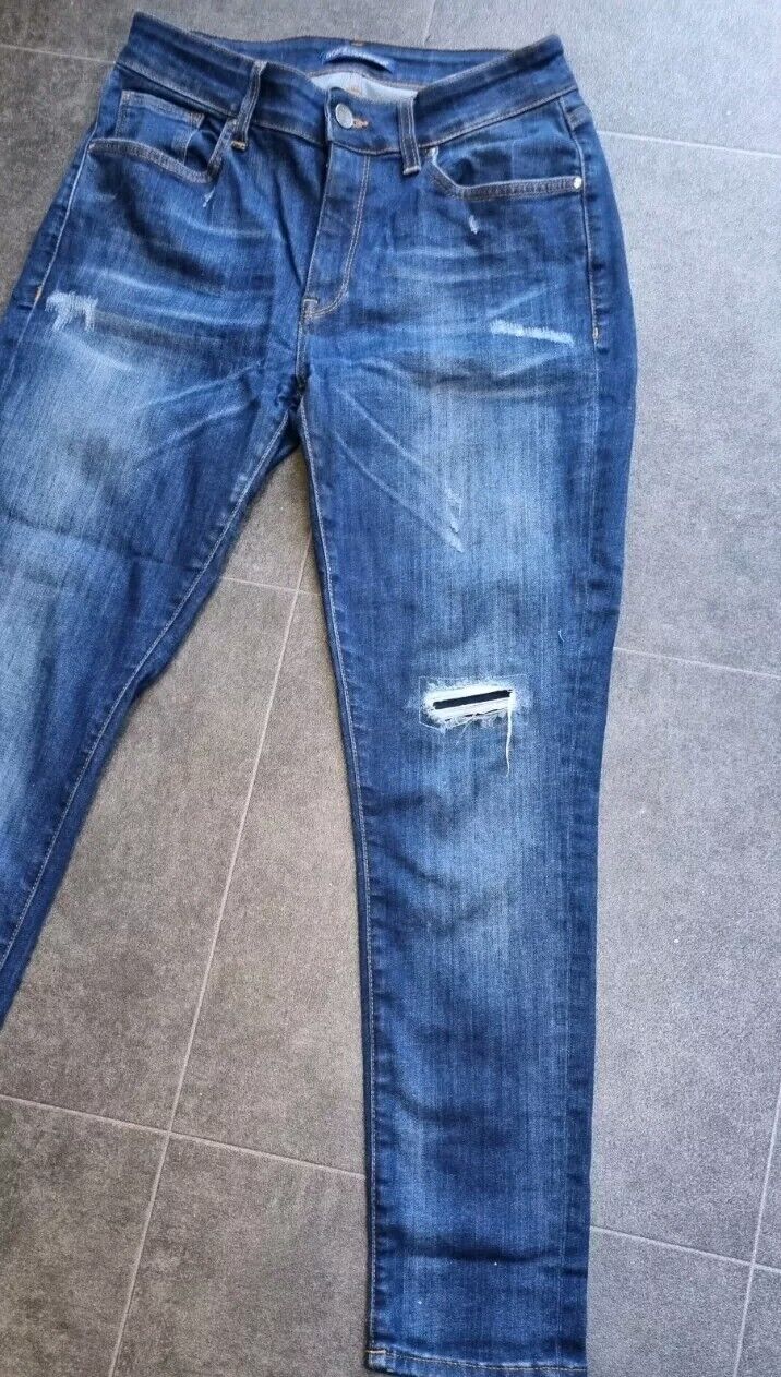 Dolce & Gabbana Women's Blue Ripped Jeans, With Calf & Silver Metal Logo Size 42