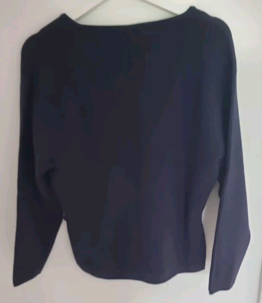 J Brand Women's Navy Blue Long Sleeved Heavier Weight Top With Stretc Size Small