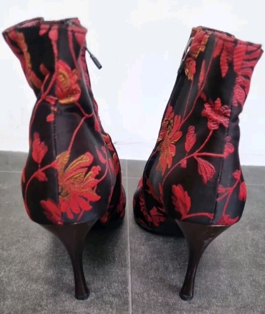 Bally Floral Brocade Stilleto Healed Red & Black Ankle Boots Size UK 6