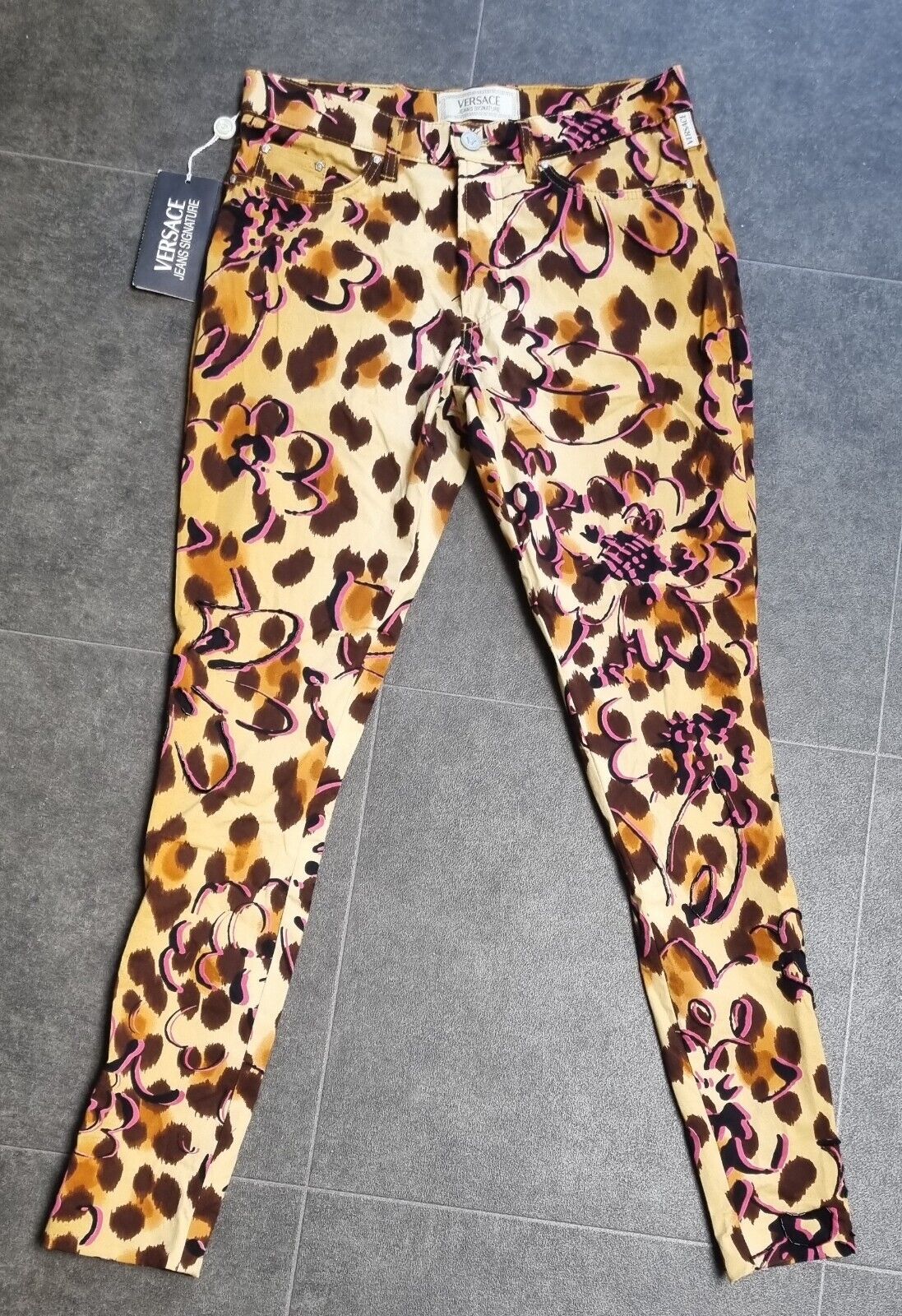 BNWT Authenticity Guaranteed Versace Jeans Signature Stretch Cotton Size 29/43