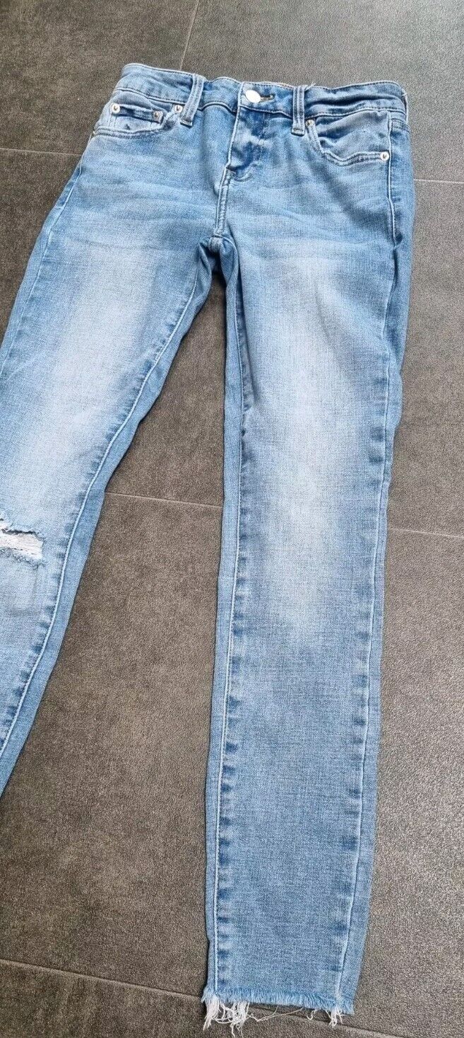 Pistola Women's Blue Distressed Cropped Jeans Size 24