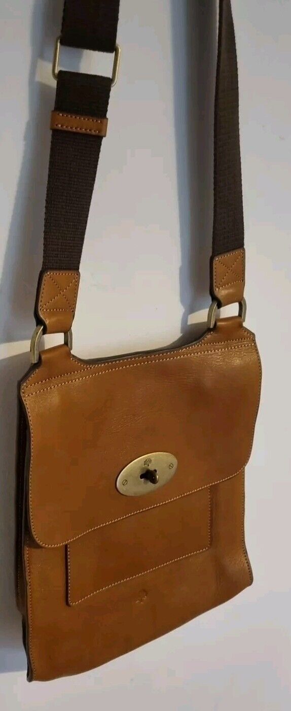 Mulberry Women's Tan Antony Messenger Shoulder Bag