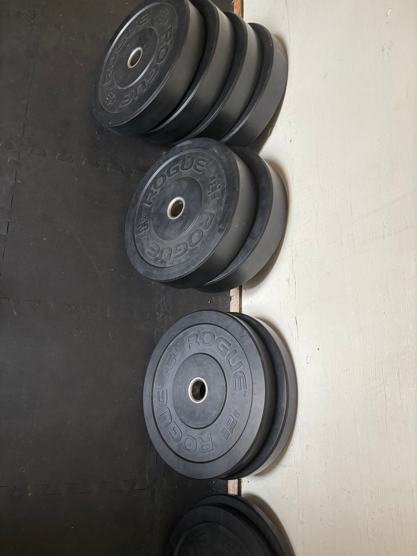 Rogue R-3 Power Rack and Weights