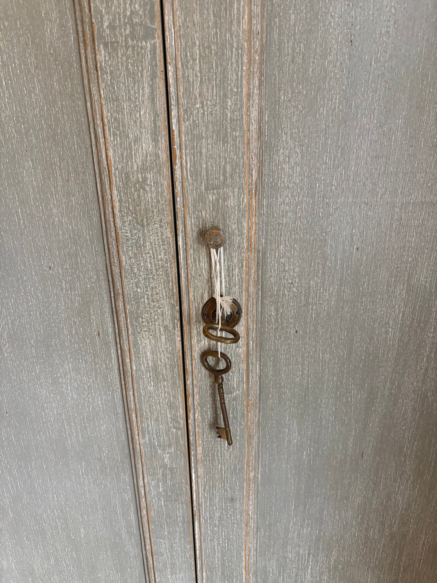 Chelsea Textiles Linen Cupboard