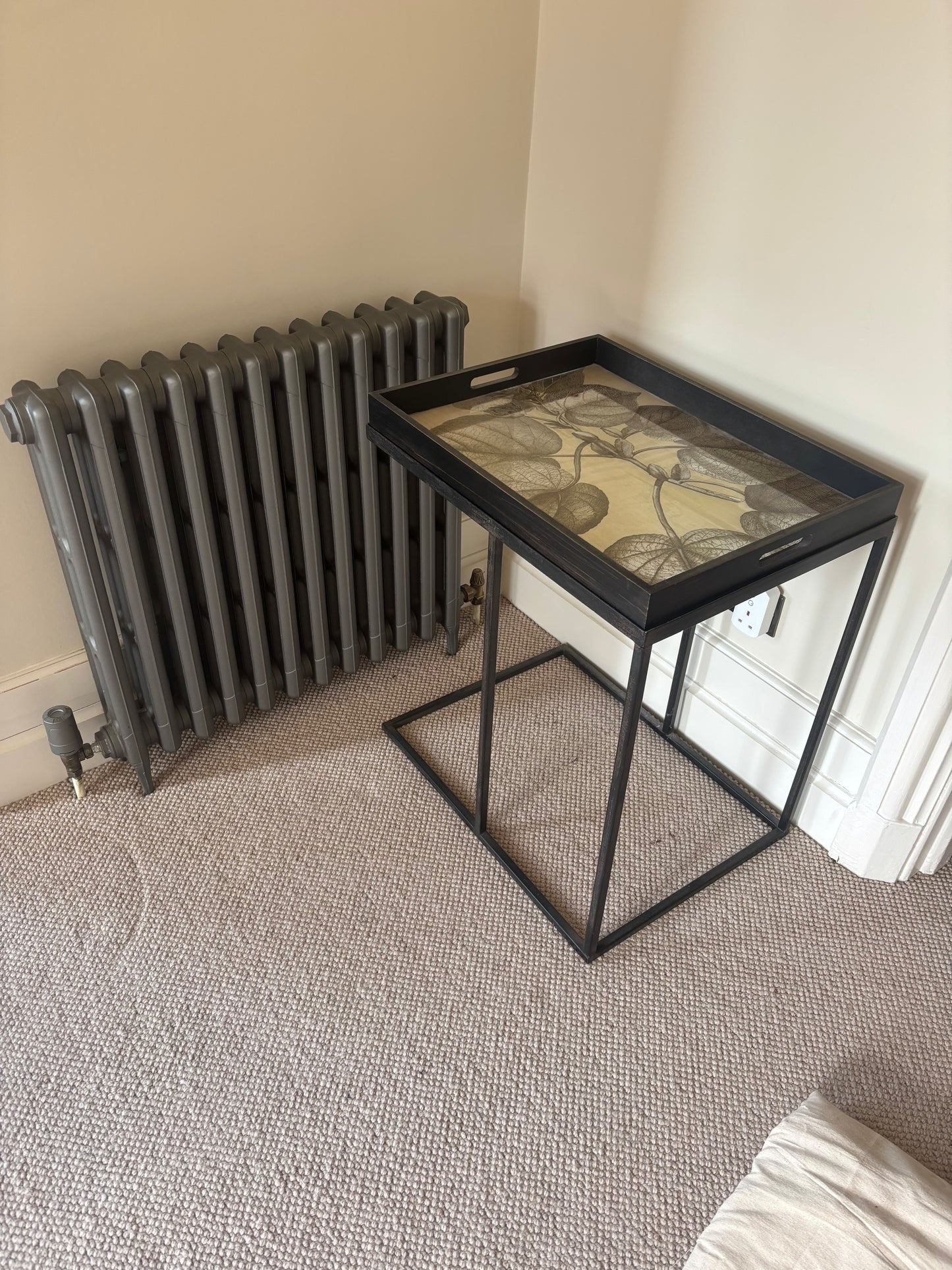 Metal Side Table with Decorative Tray Top