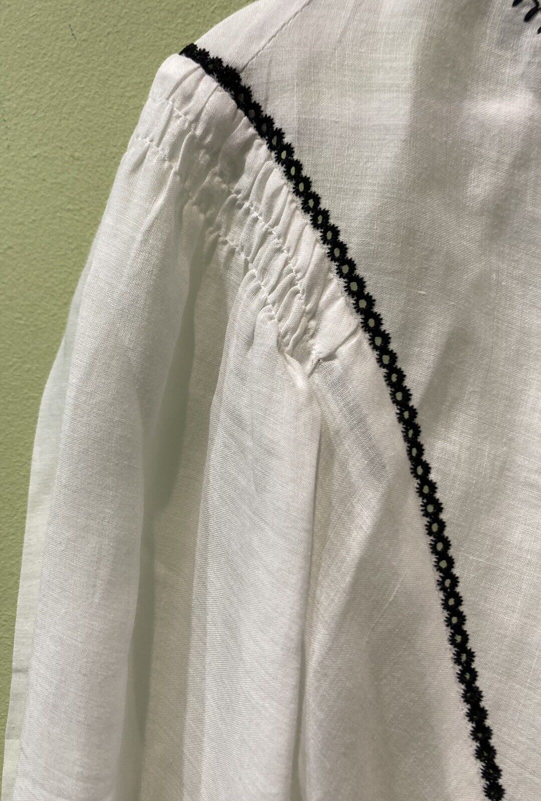 Frame Women's Long Sleeved White Blouse With Black Details Size 2XS