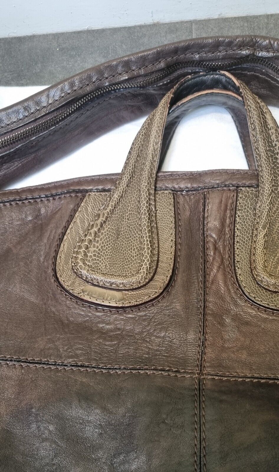 Genuine Two Way Givenchy Women's Brown Leather Shoulder Bag With Logo Dustbag