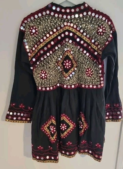 BNWT Juliette Dunn  Women's Black And Red Beaded, Embroidered Jacket One Size