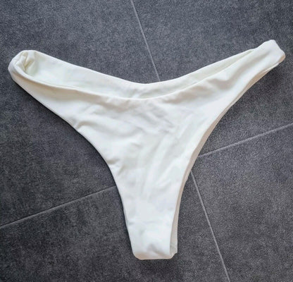 Away That Day Women's Ivory Bikini 2 Piece Set Size Small
