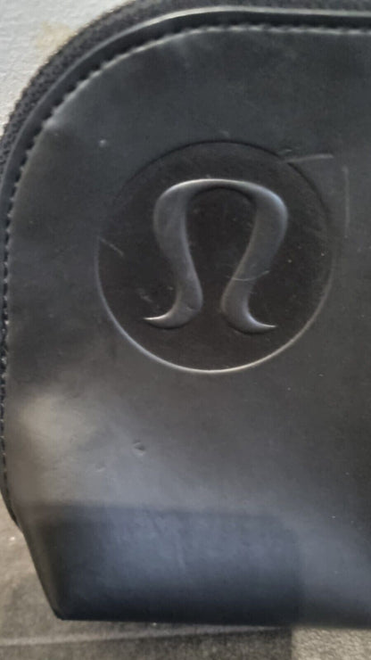 Lululemon Black Pouch, Bag With Belt Attachment Made From 50% Rubber