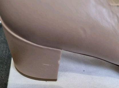 Chloe Women's Scalloped Edge Beige Shoes Size 39.5