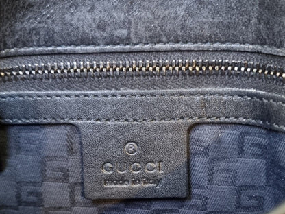 Fabulous Designer Gucci Women's Black Leather Handbag