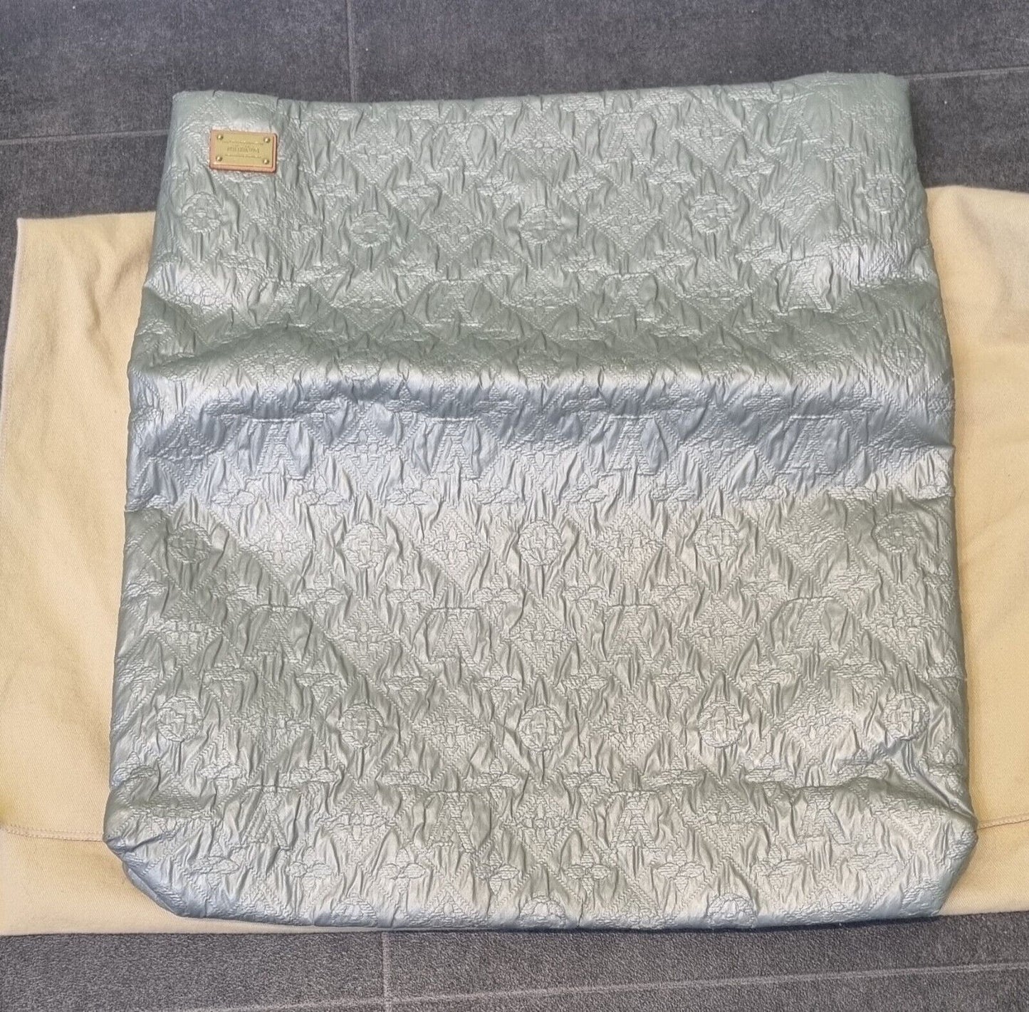 Genuine Louis Vuitton Monogram Canvas Silver Clutch Bag With Logo Dust Bag