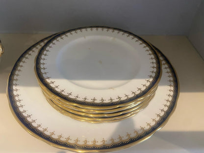 Aynsley China Dinner Set