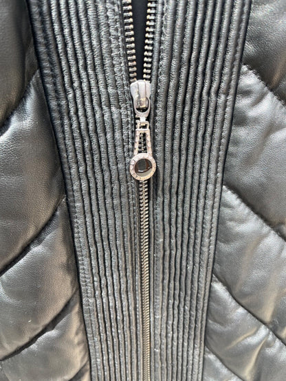 7549366