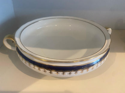 Aynsley China Dinner Set