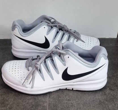 Brand New With Box Nike Mens Vapor Court  White, Grey Tennis Trainers Size 12