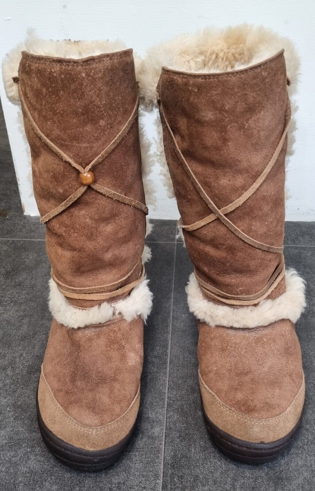 Genuine Women's Brown UGG Boots Size 5.5
