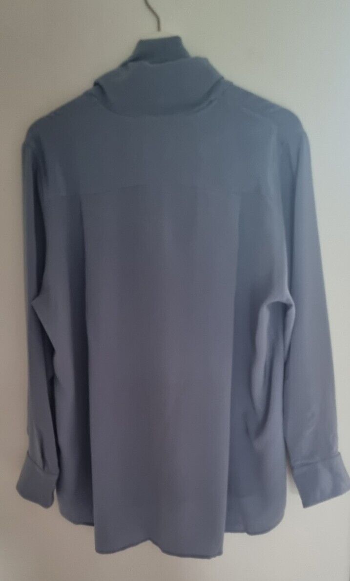 Salvatore Ferragamo Made In Italy Women's Slate Blue 100% Silk Blouse Size 46