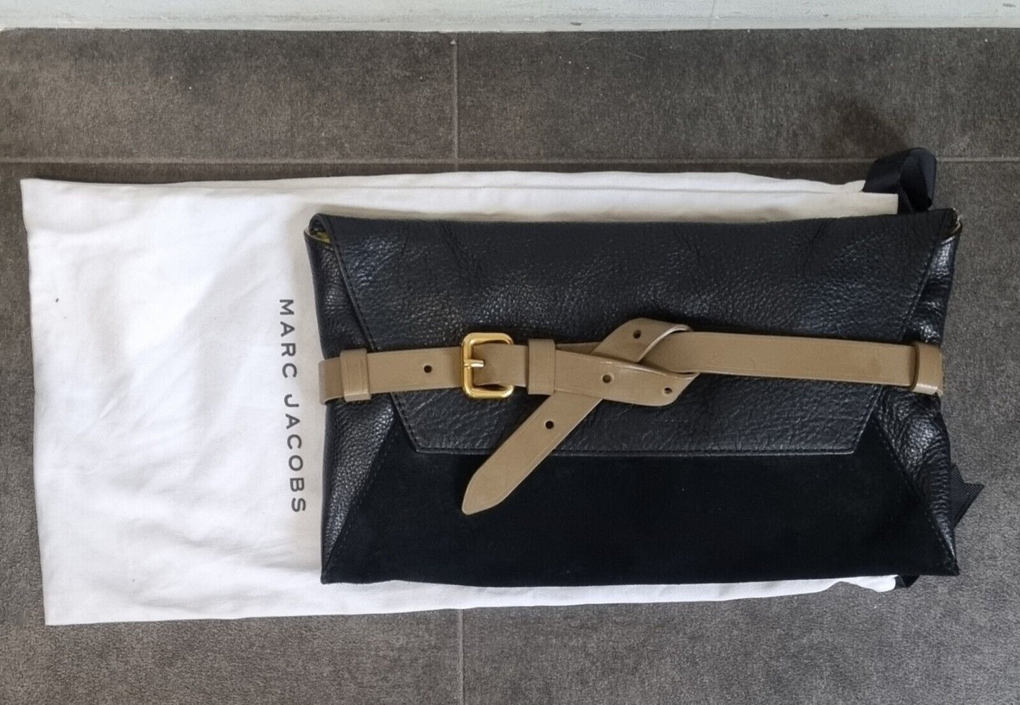 Marc Jacobs Women's Leather And Suede Black Clutch Handbag With Dust Bag