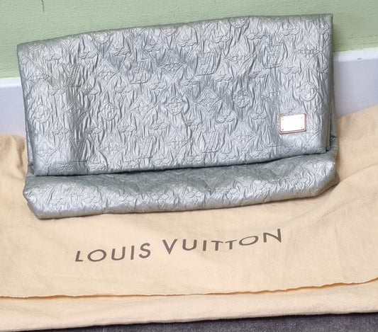 Genuine Louis Vuitton Monogram Canvas Silver Clutch Bag With Logo Dust Bag