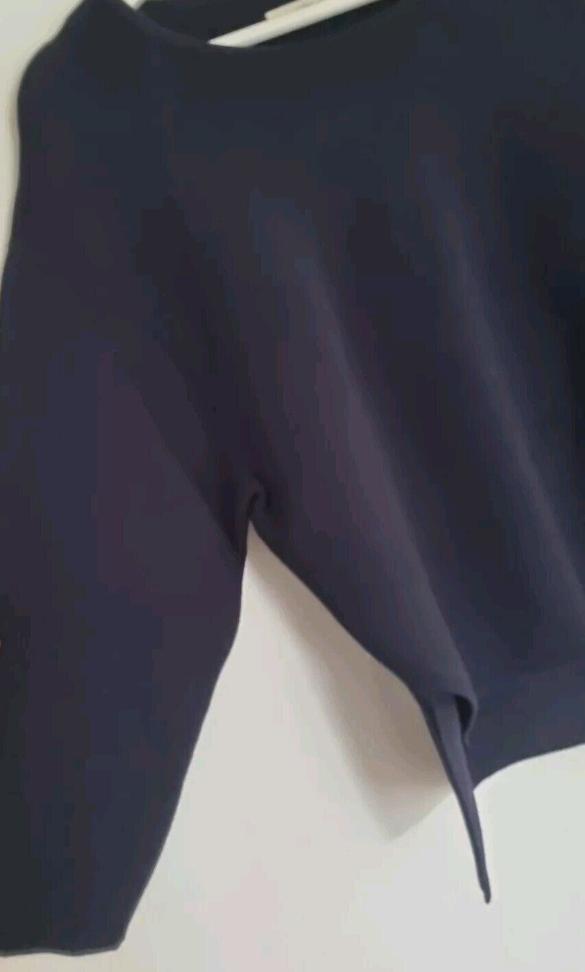 J Brand Women's Navy Blue Long Sleeved Heavier Weight Top With Stretc Size Small