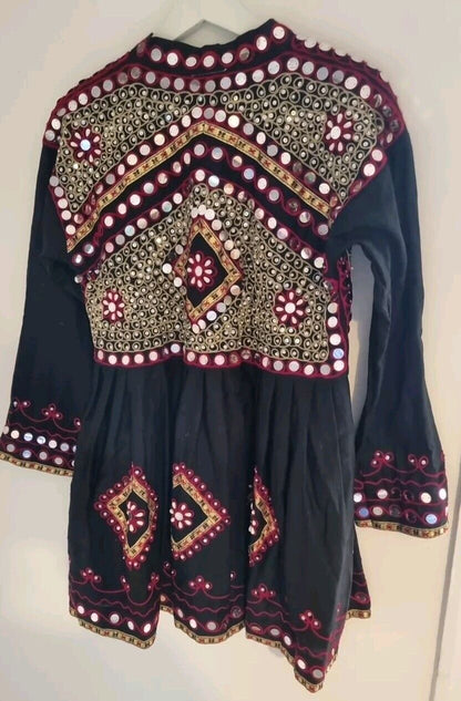 BNWT Juliette Dunn  Women's Black And Red Beaded, Embroidered Jacket One Size