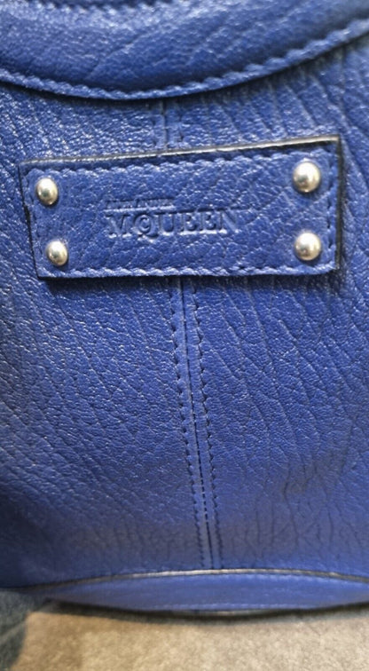 Gorgeous Genuine Alexander McQueen Women's Blue Clutch Bag