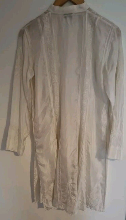 Juliette Dunn 100% Silk Women's White Embroidered And Buttoned Kaftan Size 3